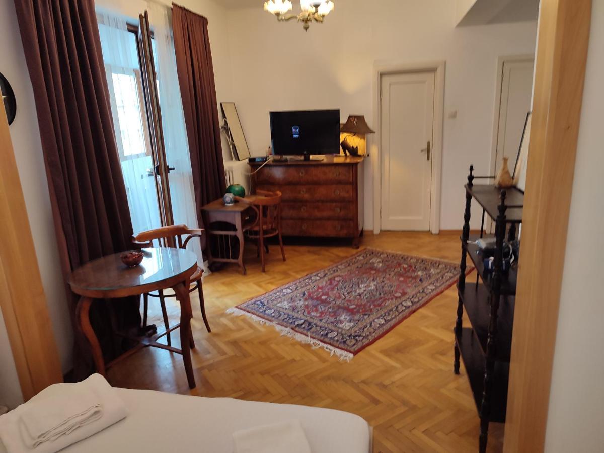 Accommodation Ateneu Palace Bukareszt Zewnętrze zdjęcie
