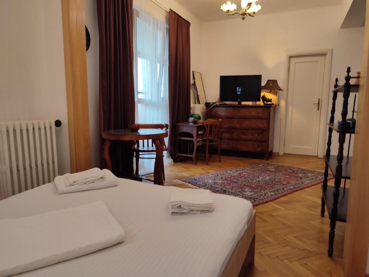 Accommodation Ateneu Palace Bukareszt Zewnętrze zdjęcie